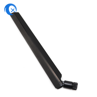 4G Alta ganancia 5dBi LTE Antena omnidireccional 700-2700MHz Antenna de cuchillo de banda completa con conector Rpsma giratorio