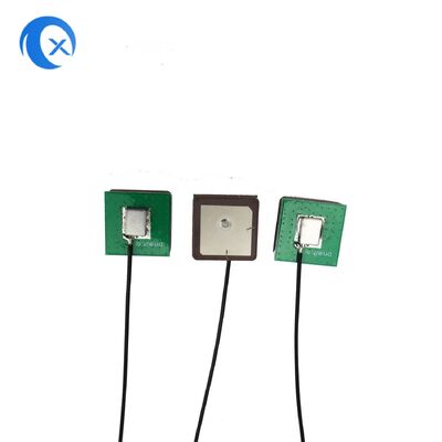 Antenas cerámicas GPS activas integradas de alta ganancia de 22 dBi con conector Ipex