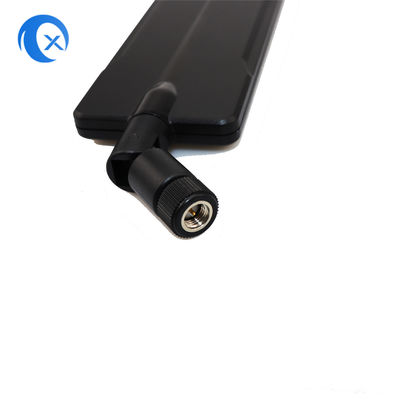 antena de varias bandas de 5dBi 2G 3G 4G 5G WiFi con el conector macho de SMA