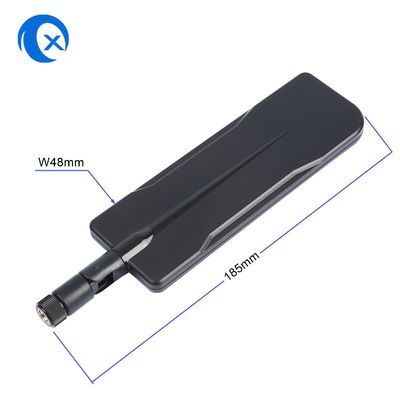 antena de varias bandas de 5dBi 2G 3G 4G 5G WiFi con el conector macho de SMA