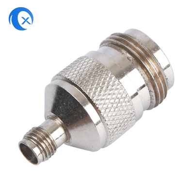 hembra de 50 ohmios N al hardware de la máquina del CNC del adaptador hembra de SMA